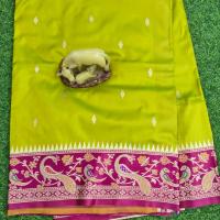 PARROT LIME GREEN